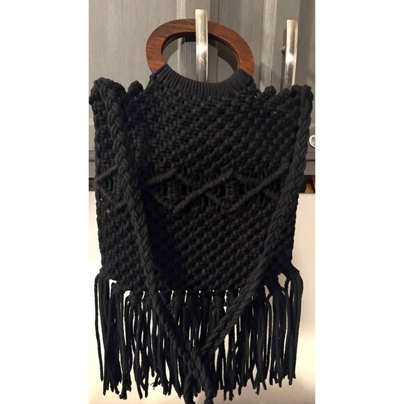 Danielle Nicole Black Macrame Shoulder Bag w/ Wood Handle  # 10.5" x 9" # 3059 - Picture 2 of 8